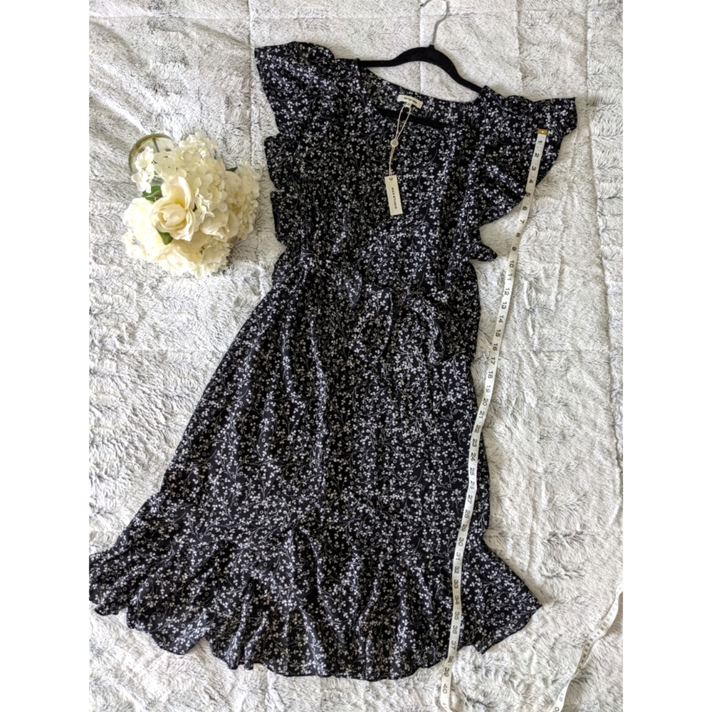 NWT Max studio medium ruffles floral midi dress